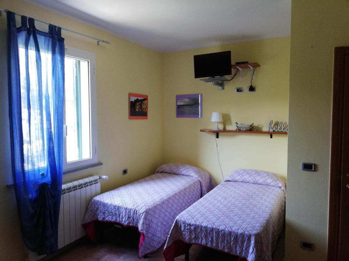 Locanda Ca De Rusitta Vezzi Portio Bagian luar foto