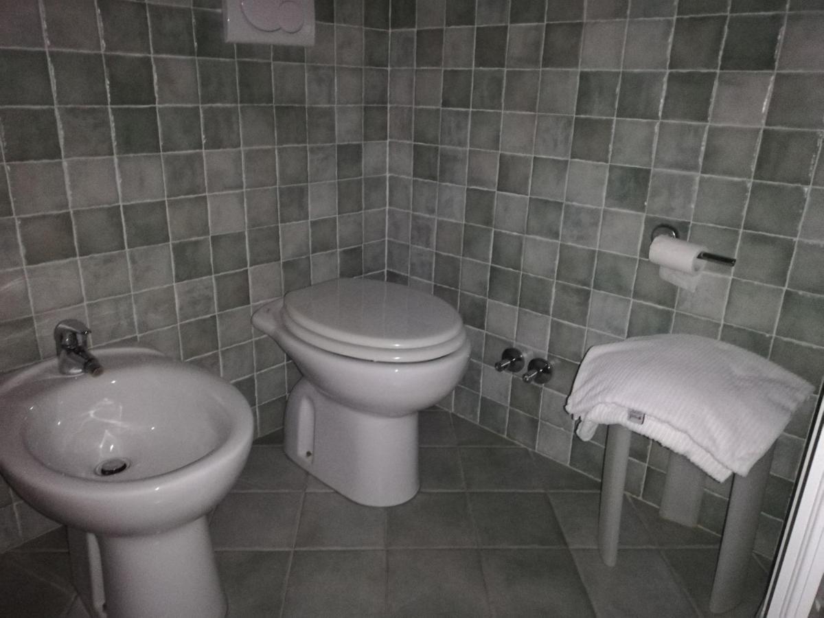 Locanda Ca De Rusitta Vezzi Portio Bagian luar foto